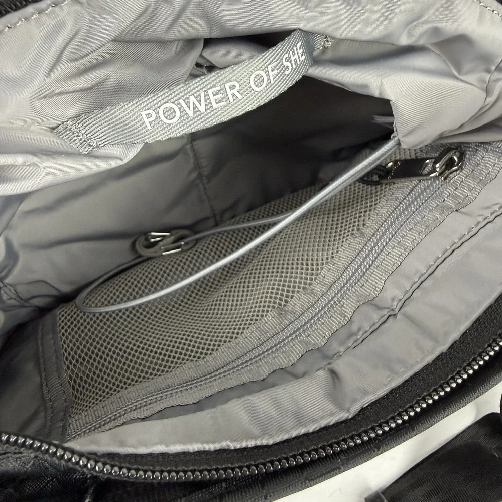 Athleta Excursion Belt Bag‎ Medium Black Nylon Waist Pack Unisex Brand New